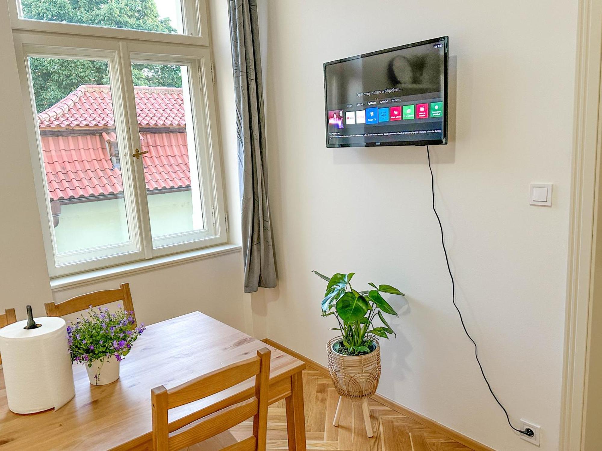 Stylish Next To Wenceslas Square Apartment *